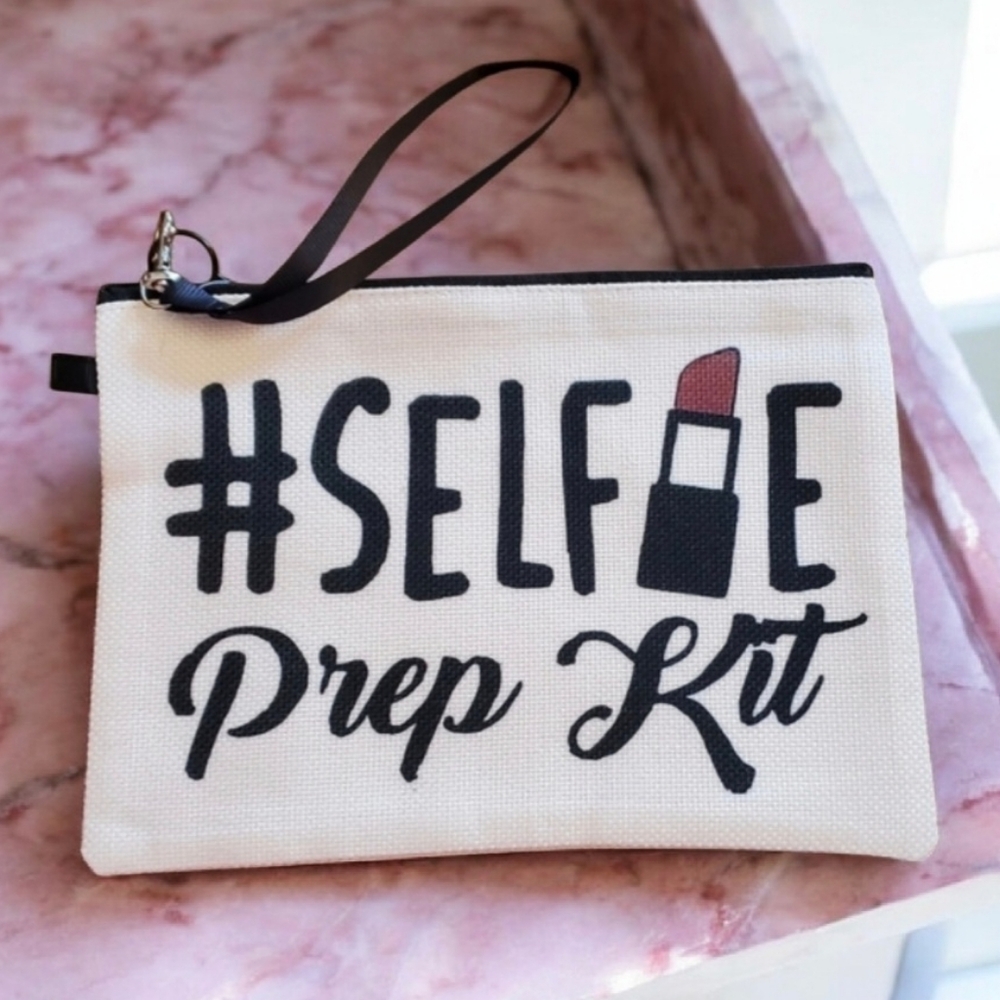 # SELFIE Prep Kit Makeup Bag